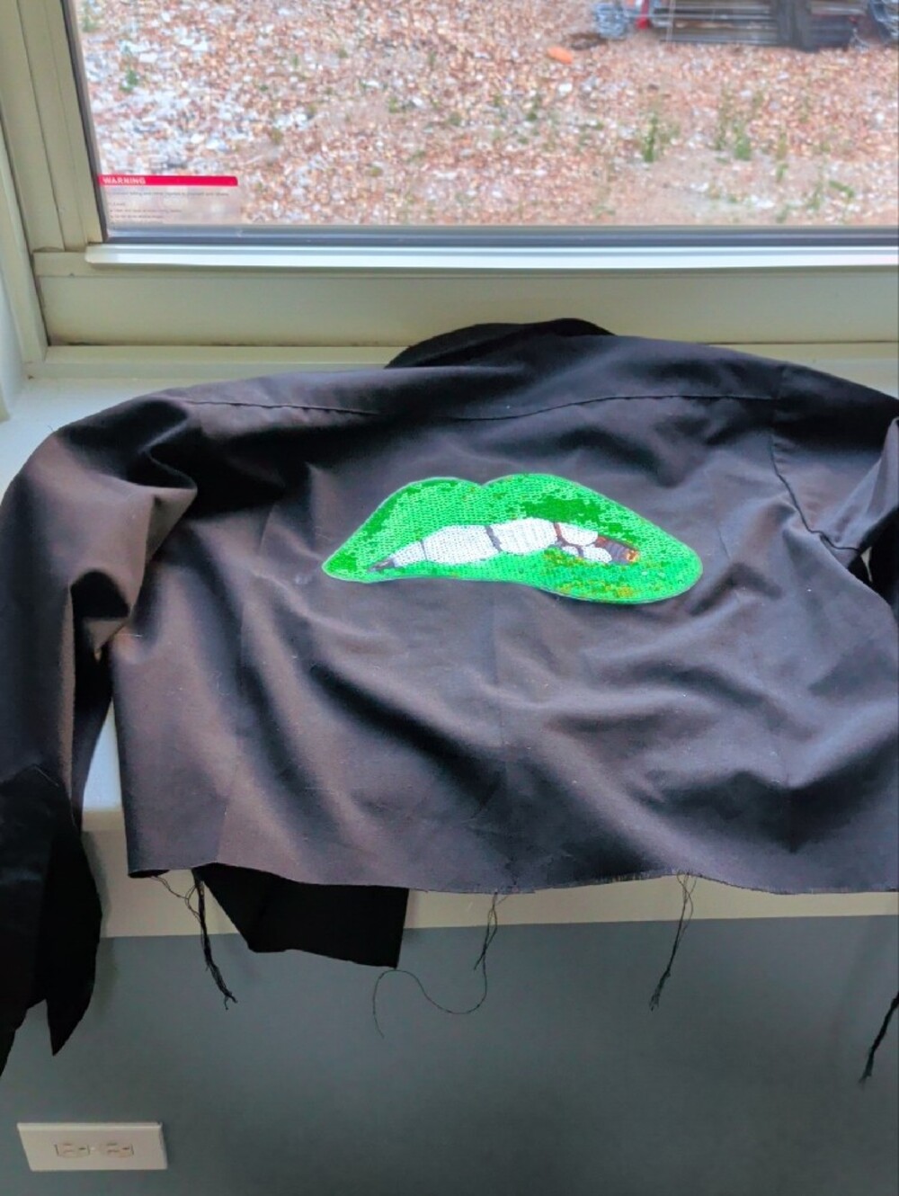 Black Cropped Utility Jacket With Sequined Lips - Women's